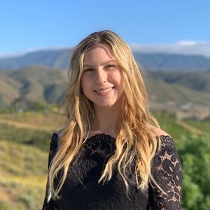 Meet your Posher, Regan